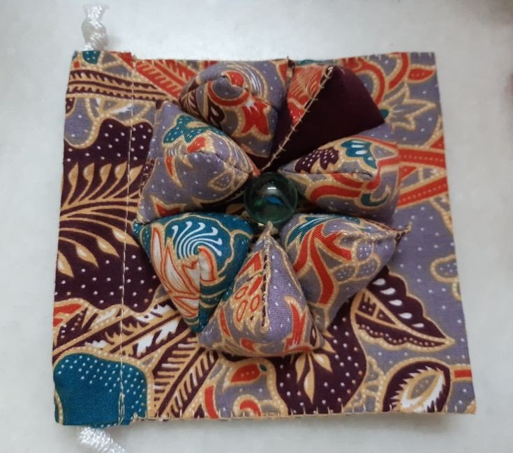 batu seremban batik  (7 biji + pouch)